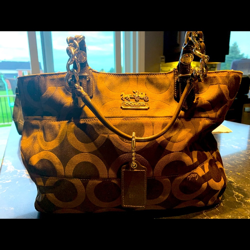 Coach medium purse, brown